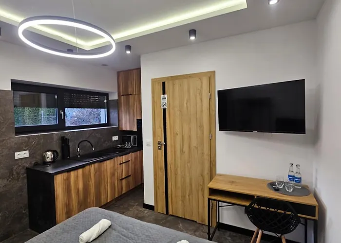 - Na Wylacznosc דירה